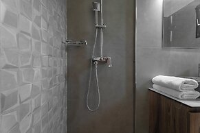 Trinity Suites by Checkin Adults Only