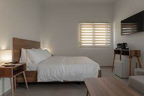 Trinity Suites by Checkin Adults Only