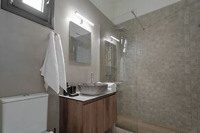 Trinity Suites by Checkin Adults Only