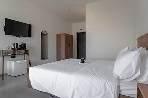 Trinity Suites by Checkin Adults Only