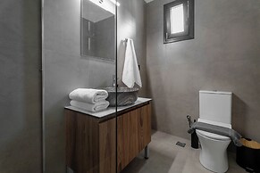 Trinity Suites by Checkin Adults Only