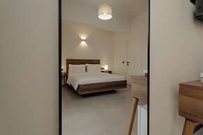 Trinity Suites by Checkin Adults Only