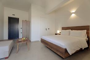 Trinity Suites by Checkin Adults Only