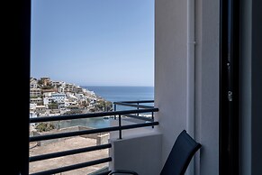 Trinity Suites by Checkin Adults Only