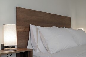 Trinity Suites by Checkin Adults Only