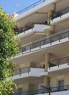 Kate Apartment Across the Marina
