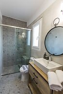 Areti Seaview Residence