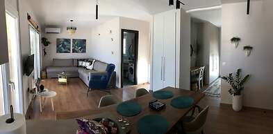 Areti Seaview Residence
