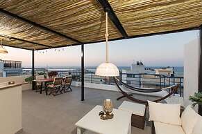 Areti Seaview Residence