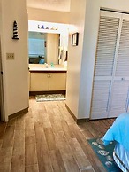 Ocean Village Club O33