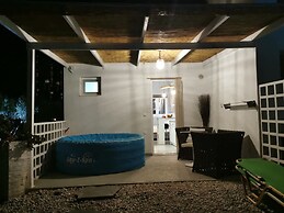 Boho Sisi Haven- Poolside Oasis Garden Retreat