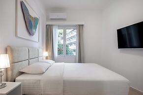Acropolis Museum Apartment by A&A