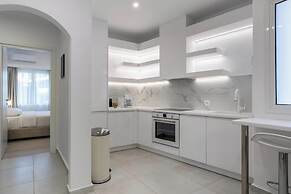 Acropolis Museum Apartment by A&A