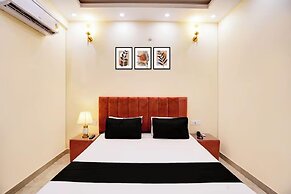 Hotel Radha Vrinda