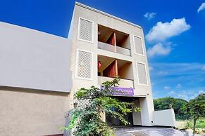 Hotel Radha Vrinda