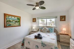 Dock & Outdoor Kitchen: Waterfront Cape Coral Home