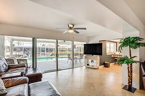 Dock & Outdoor Kitchen: Waterfront Cape Coral Home