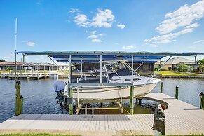 Dock & Outdoor Kitchen: Waterfront Cape Coral Home