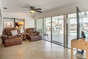 Dock & Outdoor Kitchen: Waterfront Cape Coral Home