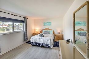 Dock & Outdoor Kitchen: Waterfront Cape Coral Home