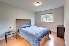 3 Mi to Alaska Zoo: Family Home in Anchorage!