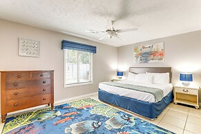 Walk to Ocean & Golf: North Myrtle Beach Home!