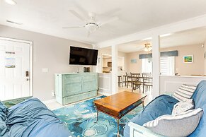 Walk to Ocean & Golf: North Myrtle Beach Home!