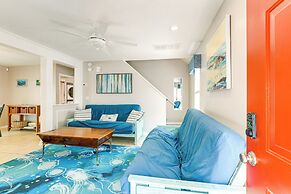 Walk to Ocean & Golf: North Myrtle Beach Home!