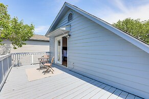 Walk to Ocean & Golf: North Myrtle Beach Home!