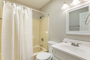 Walk to Ocean & Golf: North Myrtle Beach Home!