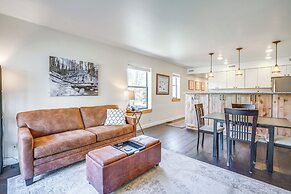 1/2 Mi to Dtwn Frisco: Mtn-view Condo w/ Pool!