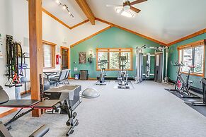 1/2 Mi to Dtwn Frisco: Mtn-view Condo w/ Pool!