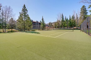 1/2 Mi to Dtwn Frisco: Mtn-view Condo w/ Pool!