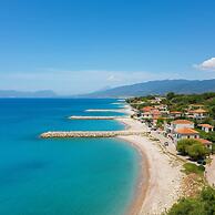 Niki s Tower - Majestic Seaview Stone Nest