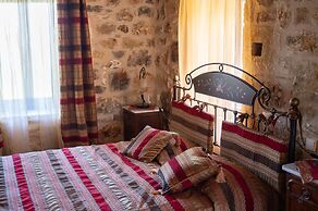 Niki s Tower - Majestic Seaview Stone Nest