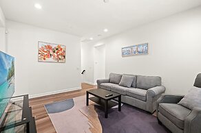 Comfort Style Home Near the Airport