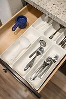 Comfort Style Home Near the Airport