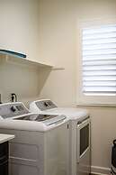 Comfort Style Home Near the Airport