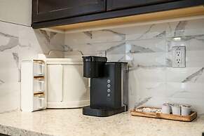 Comfort Style Home Near the Airport