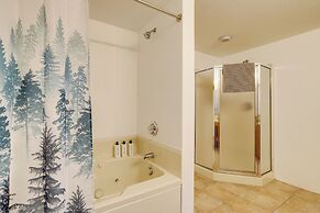 Walk to Sinks Canyon State Park: Spacious Home!
