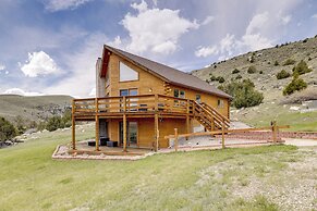 Walk to Sinks Canyon State Park: Spacious Home!