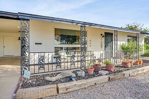 Charming Sun City Getaway Near Golf & Casinos!