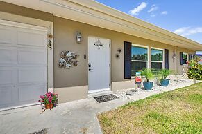 2 Mi to Fisherman's Village: Punta Gorda Home