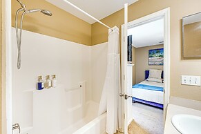 4 Mi to Fsu: Family Home w/ Pool & Yard