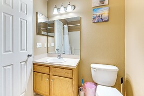 4 Mi to Fsu: Family Home w/ Pool & Yard