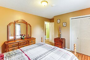 3 Mi to Dtwn Asheville: Duplex w/ Spacious Yard!