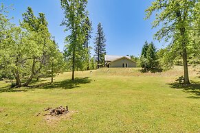 Hike, Boat & More: Home w/ Hot Tub in North Fork!