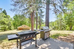 Hike, Boat & More: Home w/ Hot Tub in North Fork!