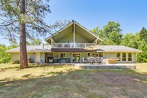 Hike, Boat & More: Home w/ Hot Tub in North Fork!