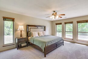 Hike, Boat & More: Home w/ Hot Tub in North Fork!